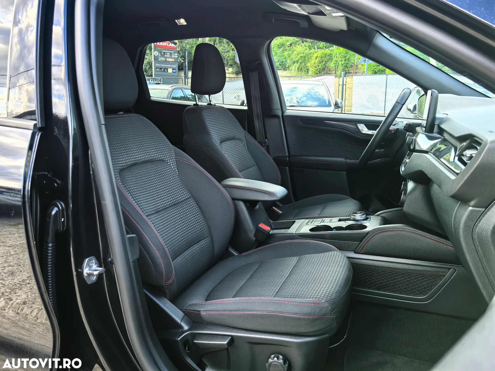 Ford Kuga 2.0 EcoBlue 4x4 Aut. ST-LINE - 15