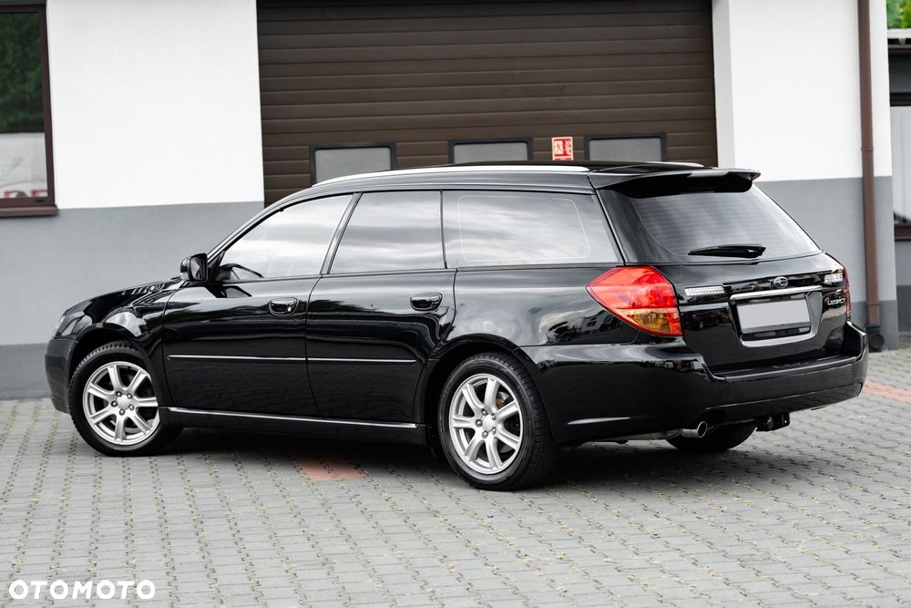 Subaru Legacy - 14