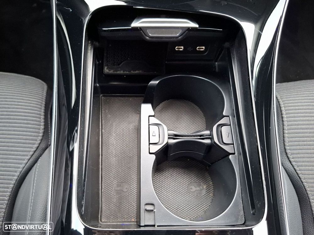 Mercedes-Benz C 220 d Avantgarde - 22