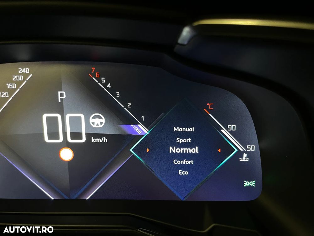 DS Automobiles DS 7 Crossback - 38