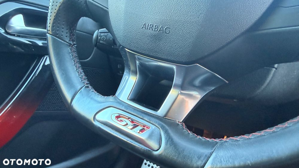 Peugeot 208 1.6 THP GTi - 27