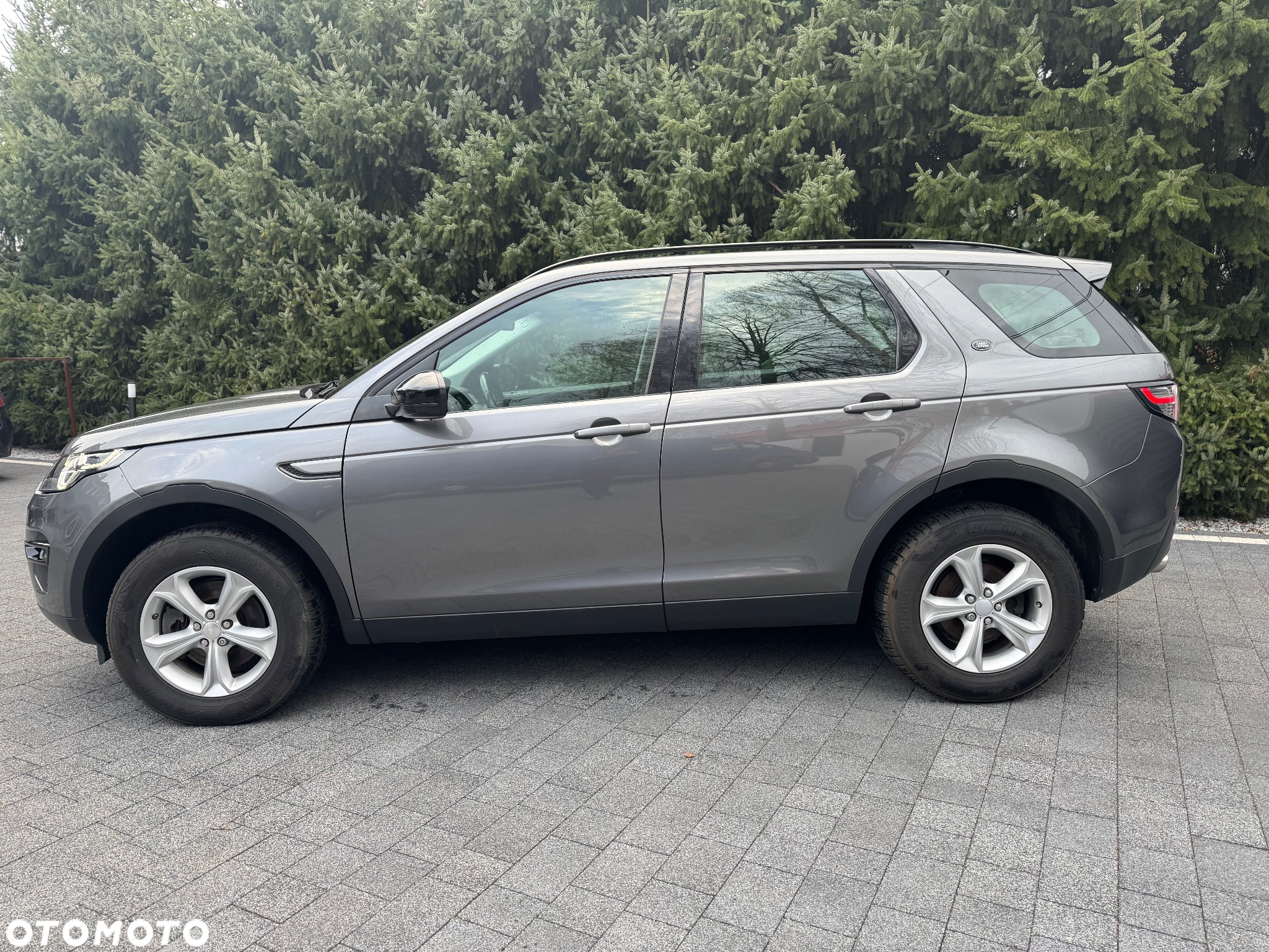 Land Rover Discovery Sport 2.0 eD4 HSE - 4