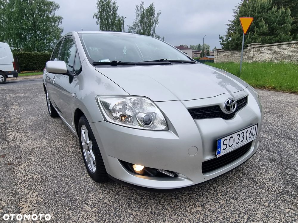 Toyota Auris - 23