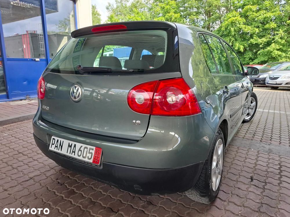 Volkswagen Golf 1.6 Comfortline - 13