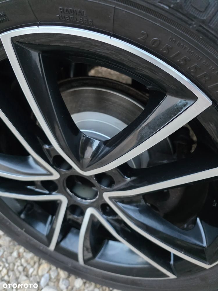 Opel Astra 1.8 Innovation 110 Jahre - 9