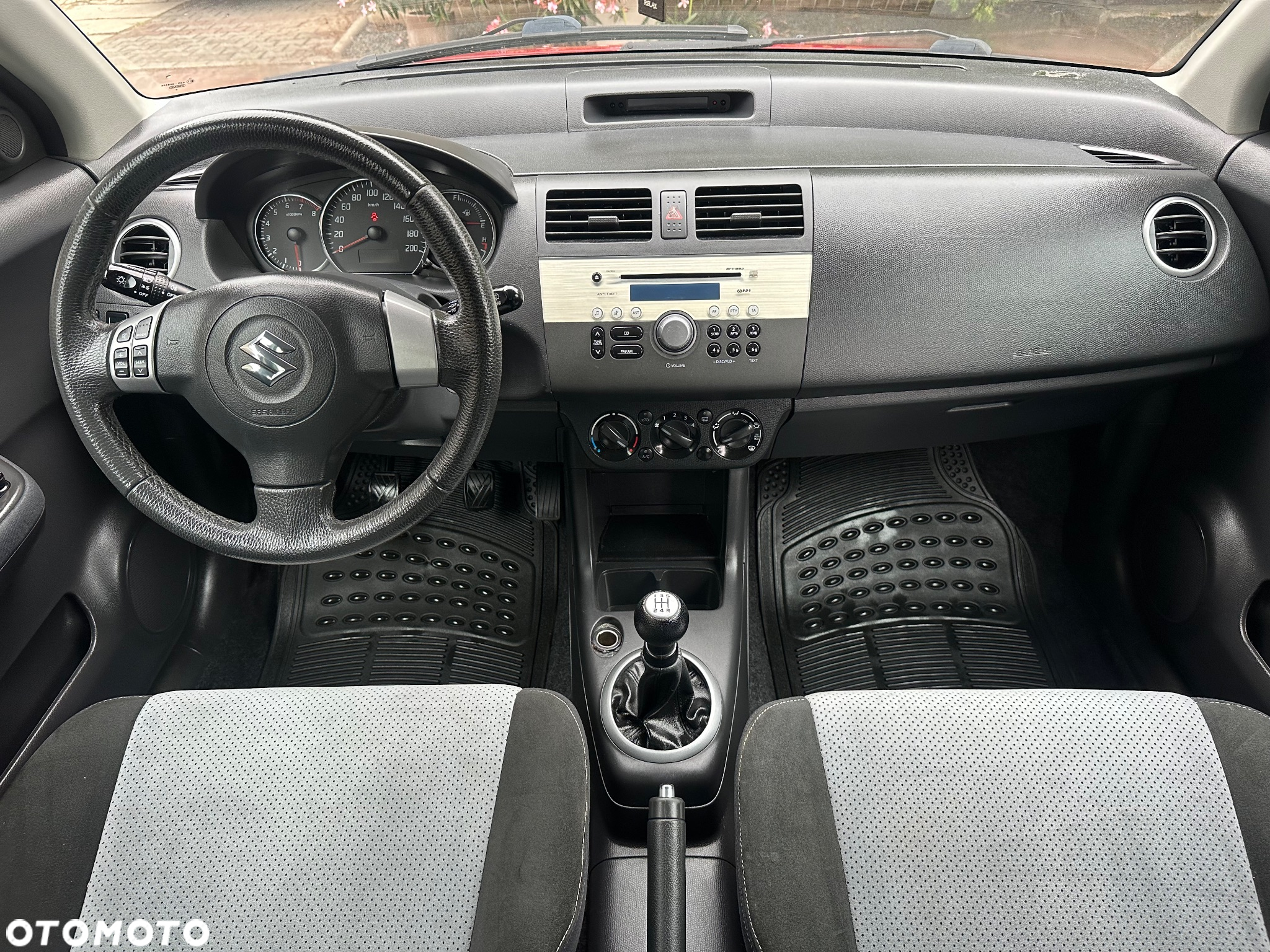 Suzuki Swift 1.3 Limited 25 - 18