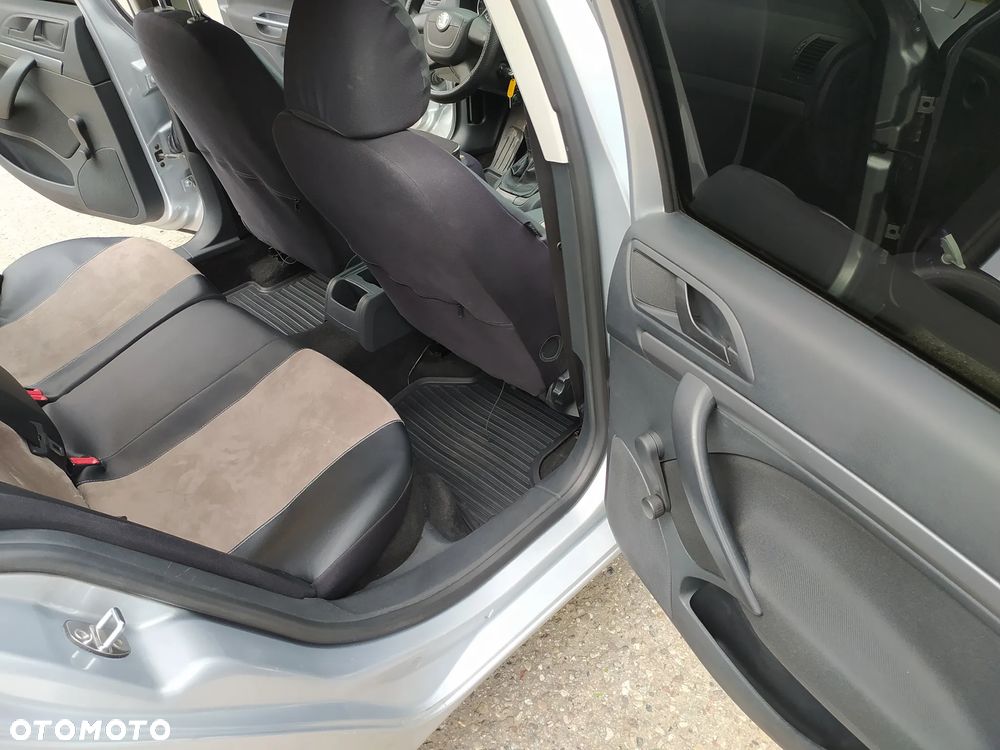 Skoda Octavia 1.6 TDI Classic - 11