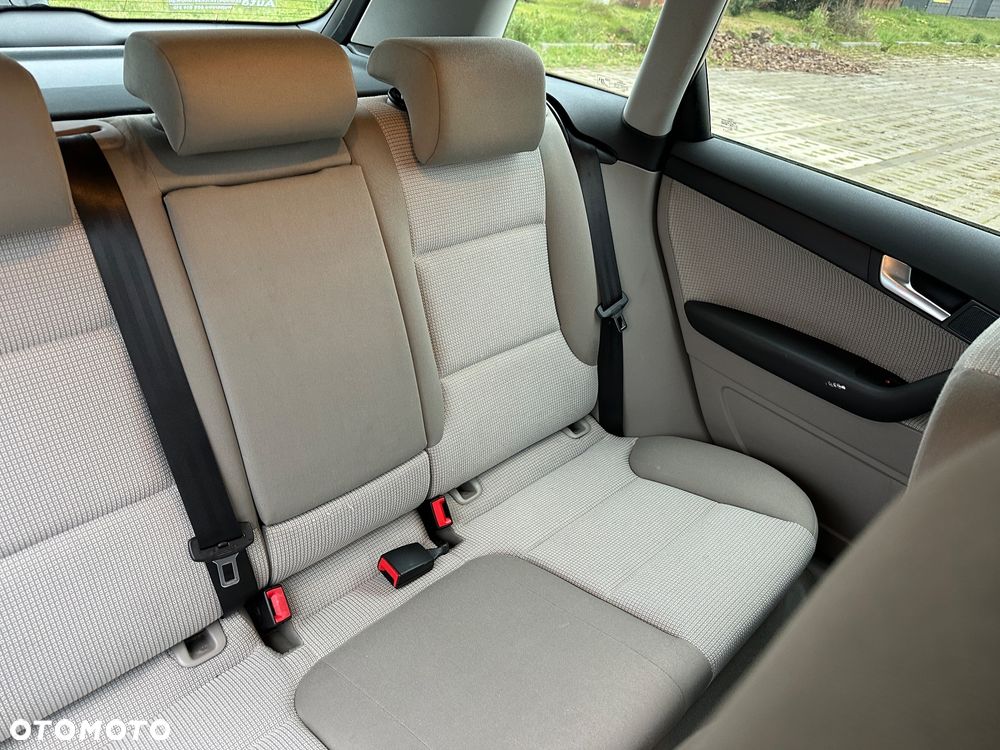 Audi A3 Sportback 1.8 TFSI Ambiente - 19