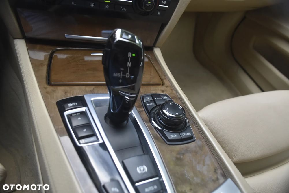 BMW Seria 7 730d L - 22