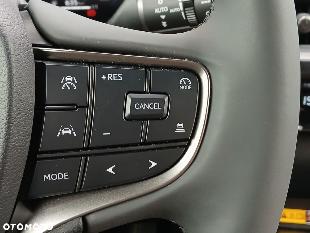 Lexus UX 300h F Sport Design - 27