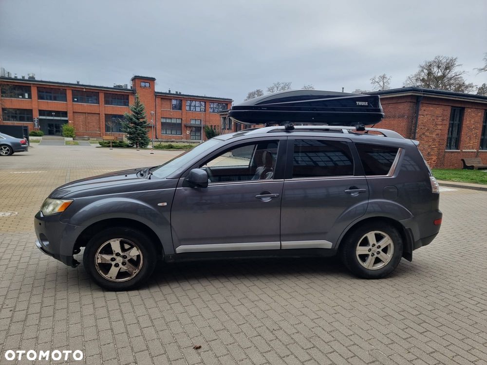 Mitsubishi Outlander - 5