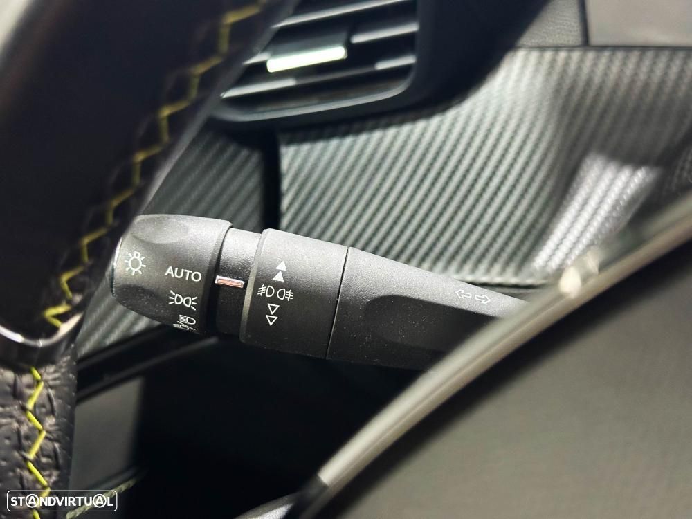 Peugeot e-2008 50 kWh GT Pack - 39