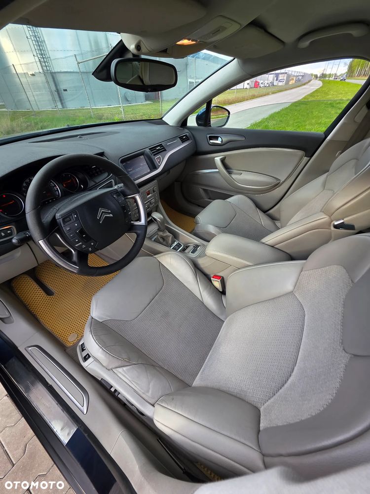 Citroën C5 2.2 HDi Exclusive - 15
