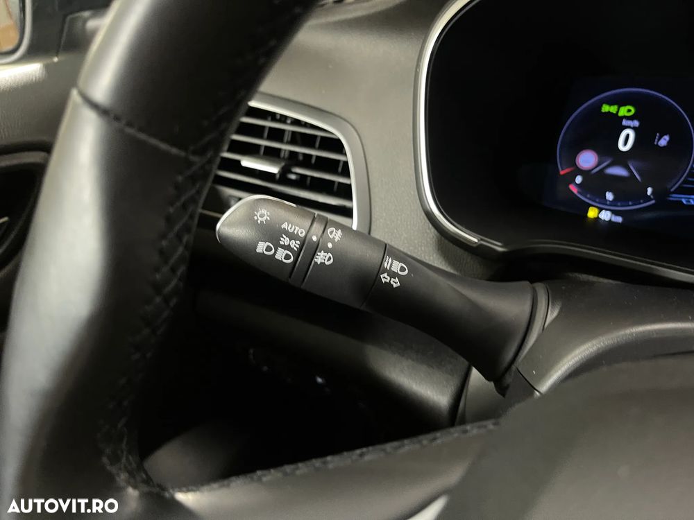 Renault Megane Blue dCi 116 EDC Intens - 22