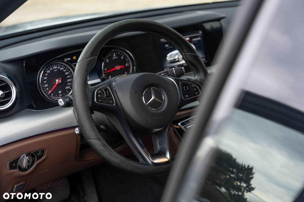 Mercedes-Benz Klasa E - 10
