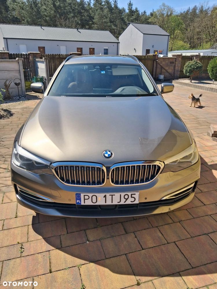 BMW Seria 5 530d xDrive Luxury Line - 3