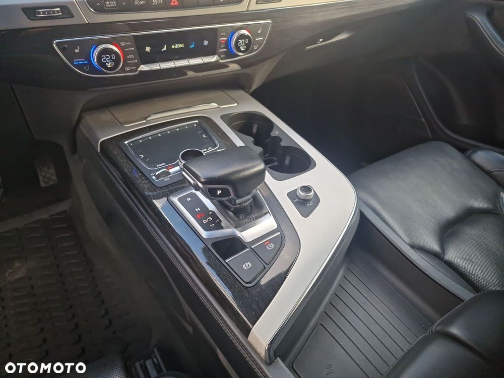 Audi Q7 50 TDI mHEV Quattro S Line Tiptr - 16