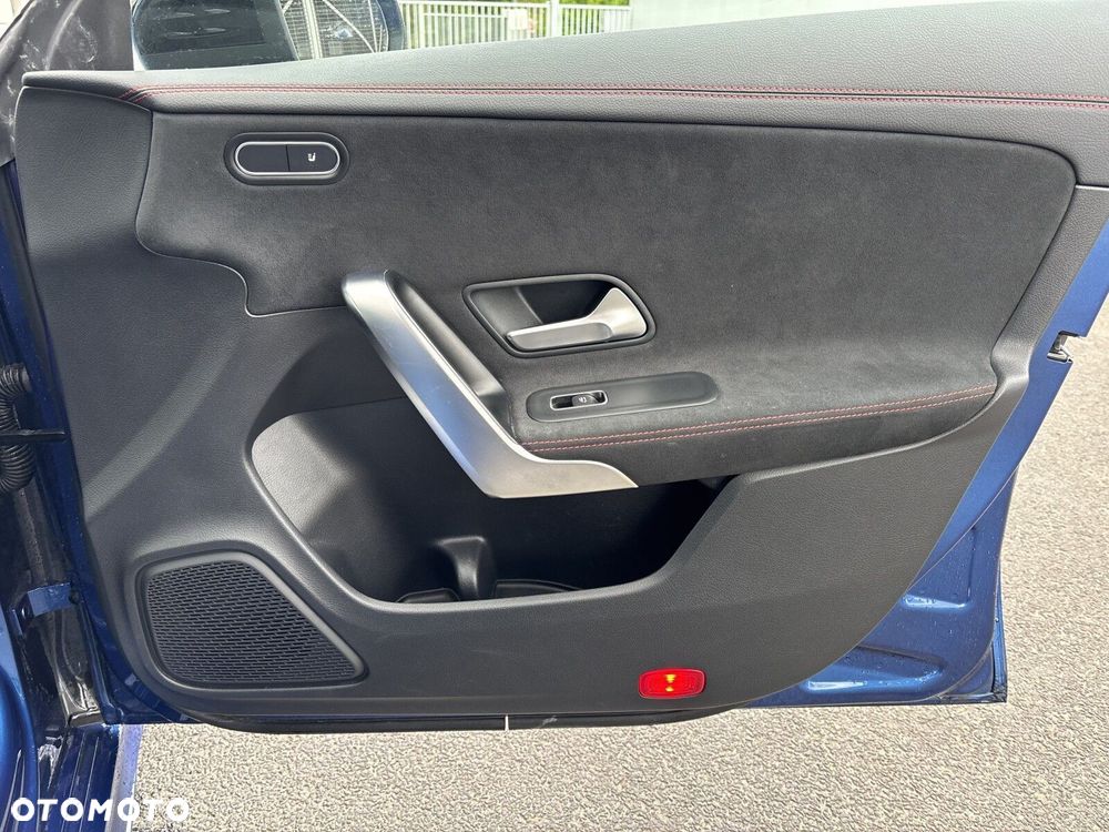 Mercedes-Benz CLA - 20