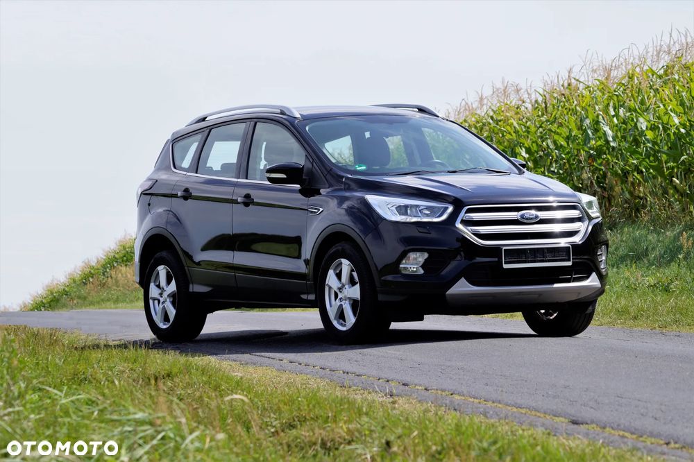 Ford Kuga - 1