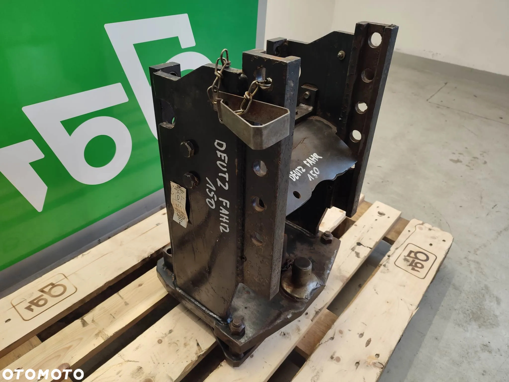 Konsola zaczepu Deutz Fahr 150 - 3