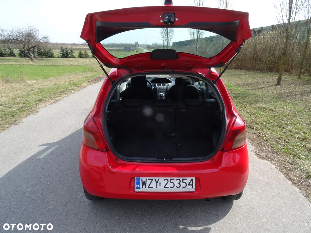 Toyota Yaris 1.0 Luna A/C - 10