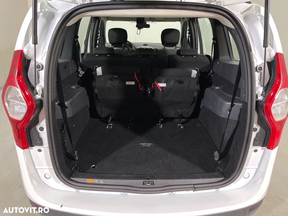 Dacia Lodgy 1.5 Blue dCi Stepway - 15