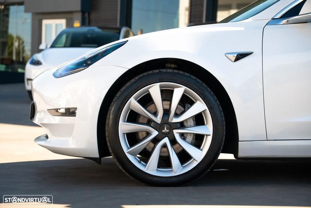 Tesla Model 3 Long-Range Dual Motor AWD - 8