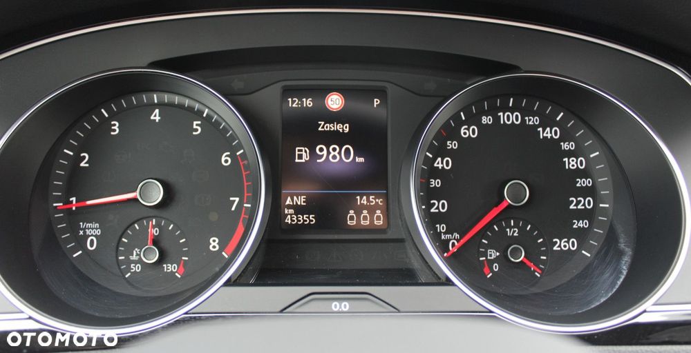 Volkswagen Passat Variant - 17