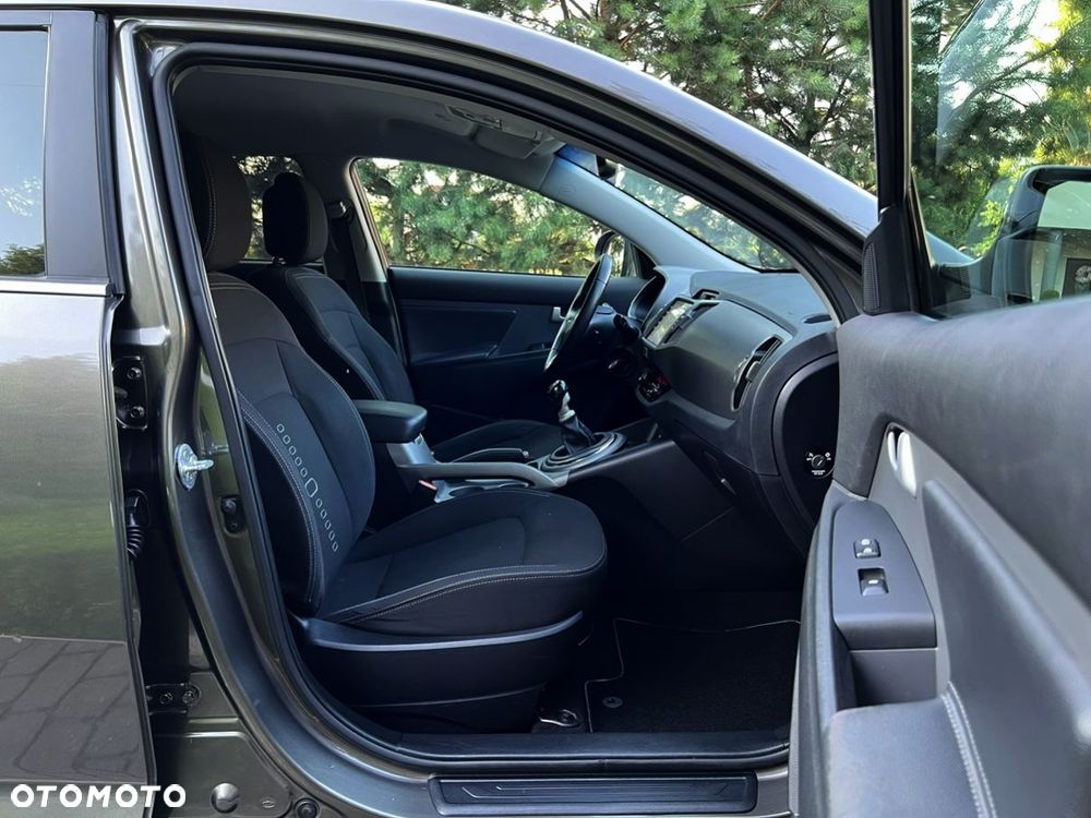 Kia Sportage 1.6 GDI Business Line 2WD - 24