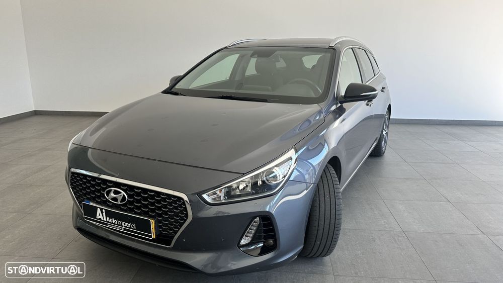 Hyundai i30 SW 1.6 CRDi Blue Comfort Auto AC+J17 - 21