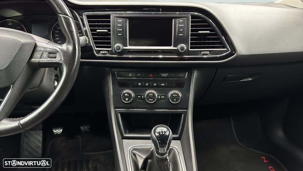 SEAT Leon 1.6 TDI ECOMOTIVE Reference - 4