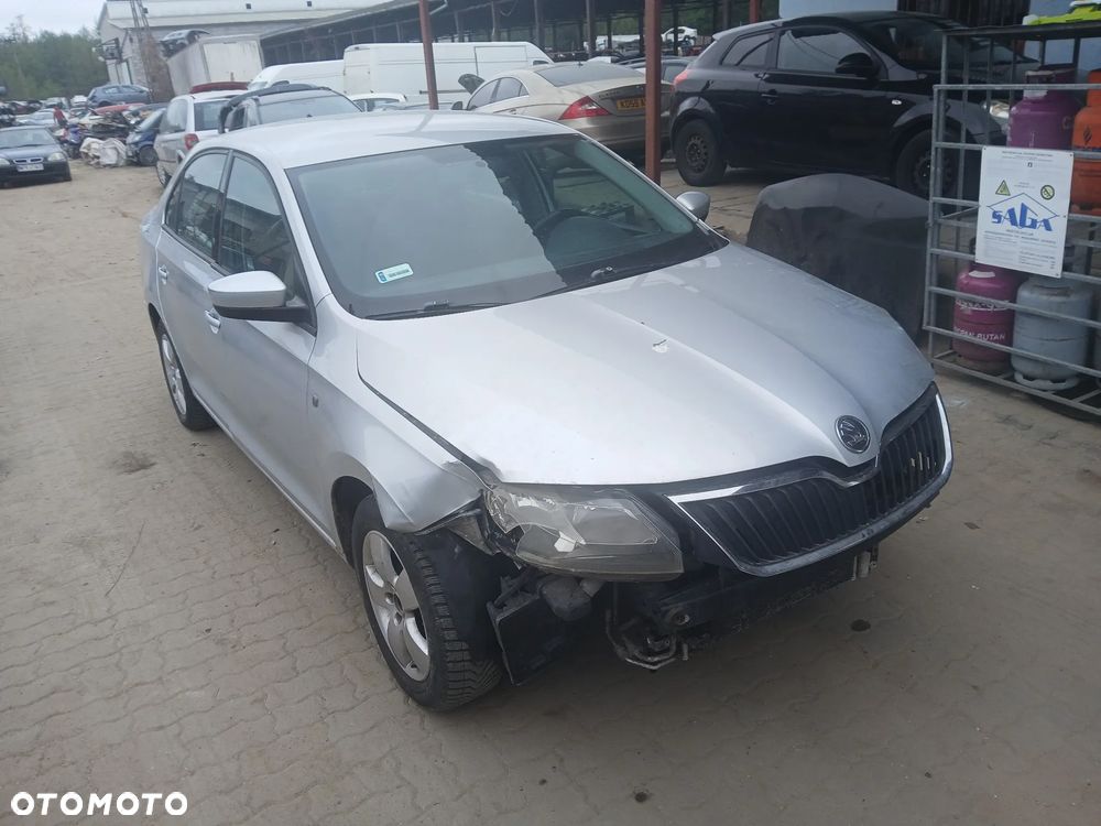 skoda rapid liftback LA7W maska zderzak lampa grill błotnik drzwi zbiornik paliwa szyba - 2