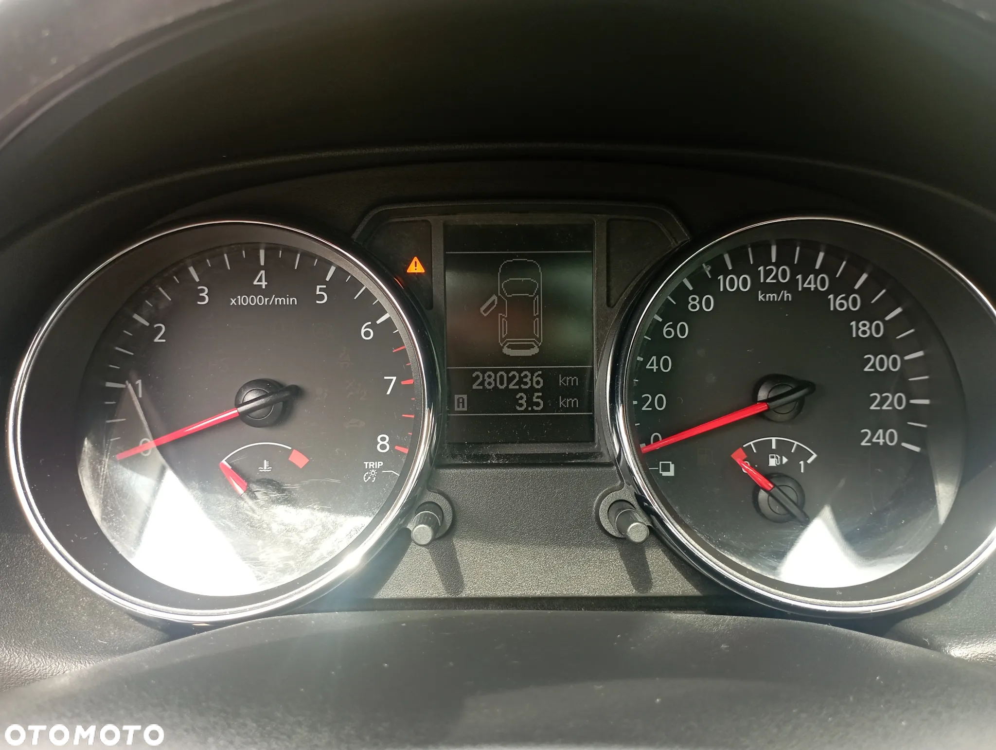 Nissan Qashqai 1.6 Visia - 14