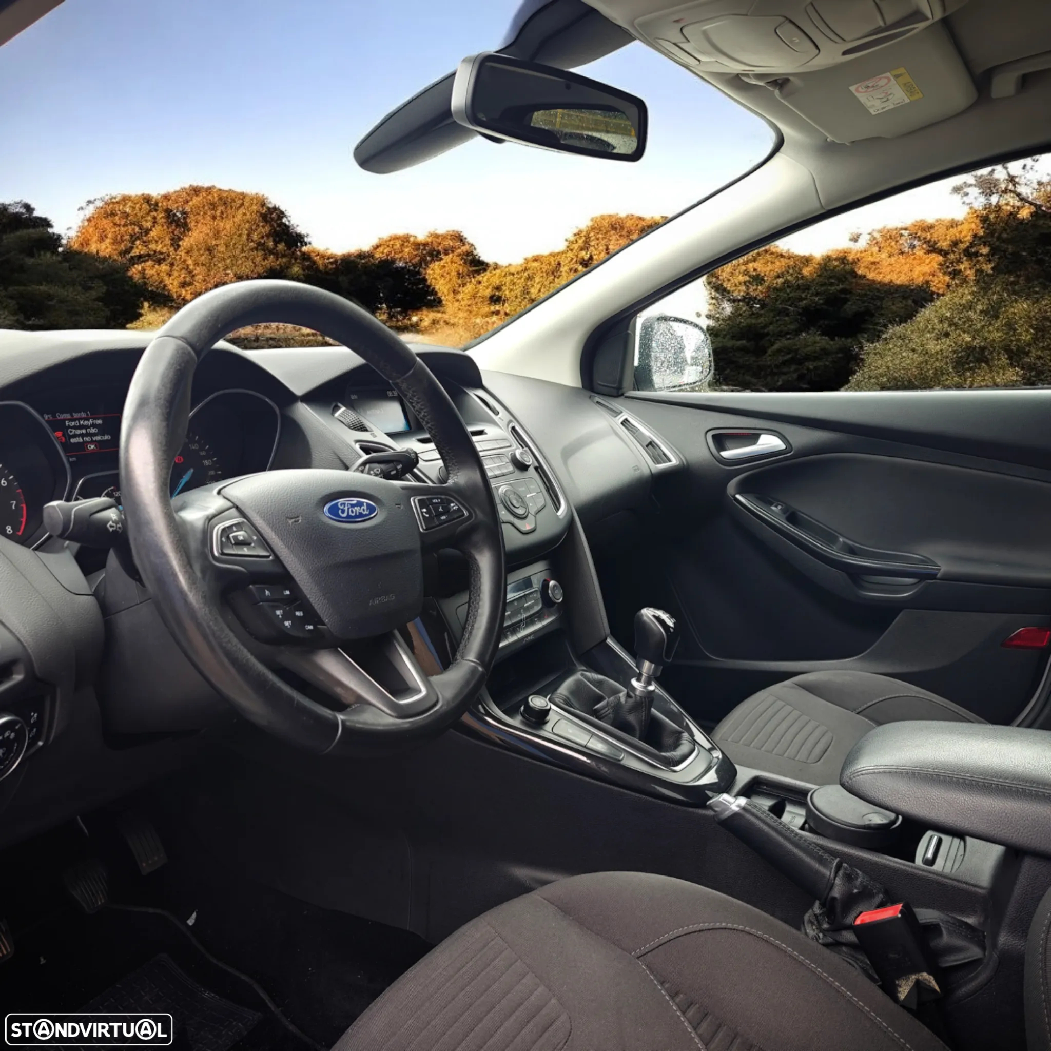 Ford Focus 1.0 EcoBoost S&S TITANIUM - 5