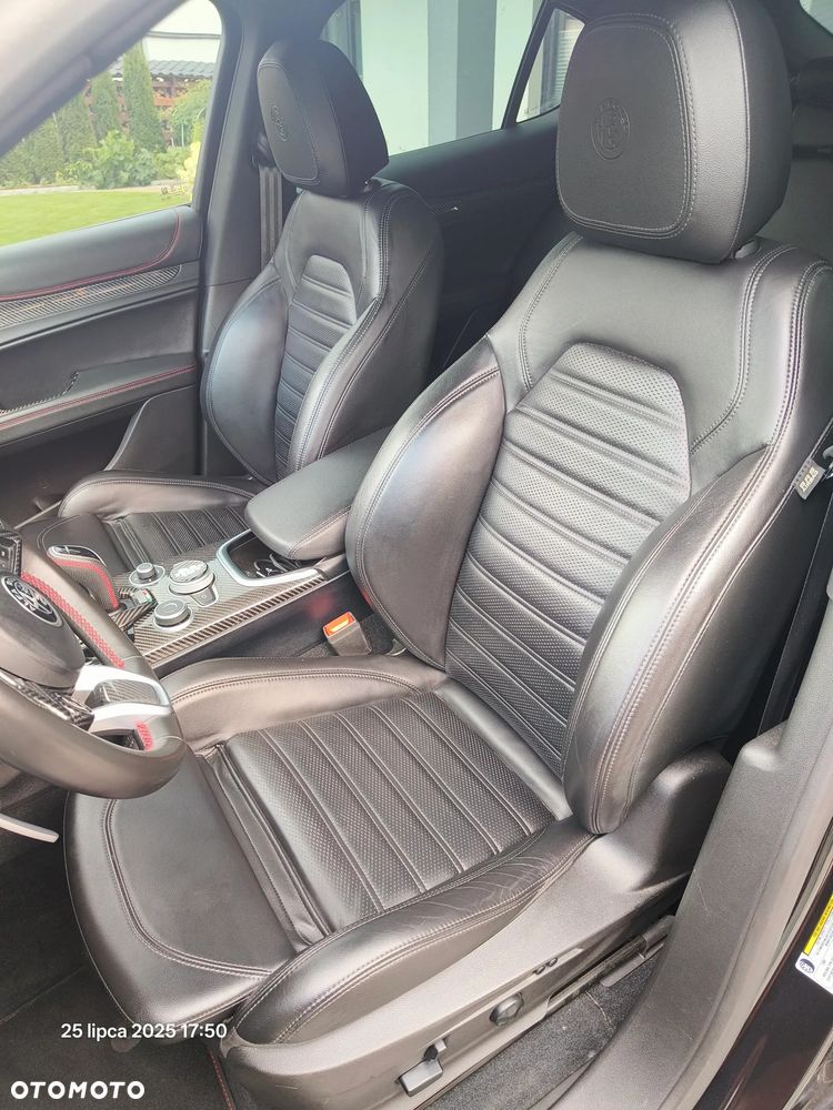 Alfa Romeo Stelvio 2.0 Turbo 16V AT8-Q4 Estrema - 12