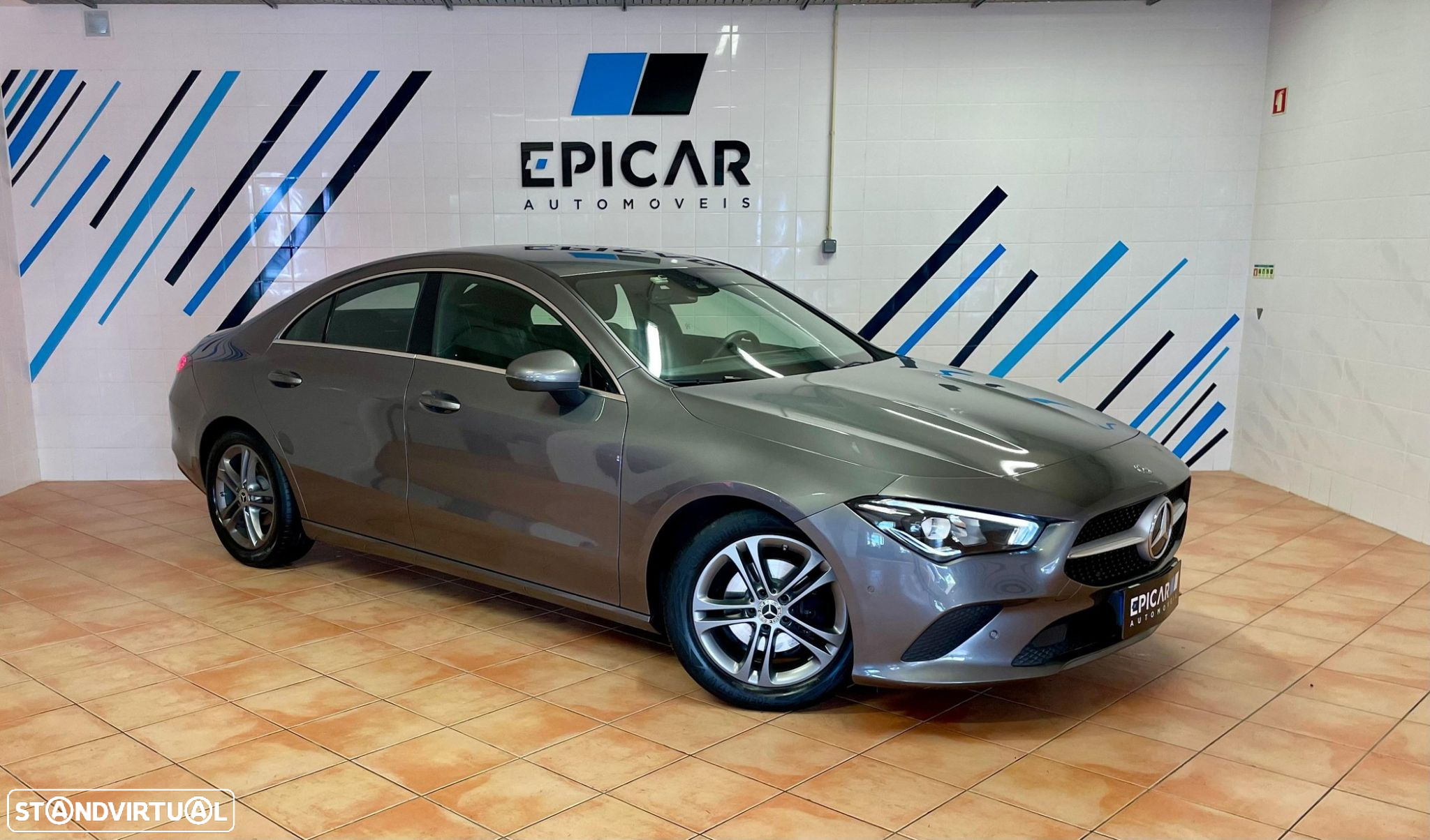 Mercedes-Benz CLA 180 Progressive - 5