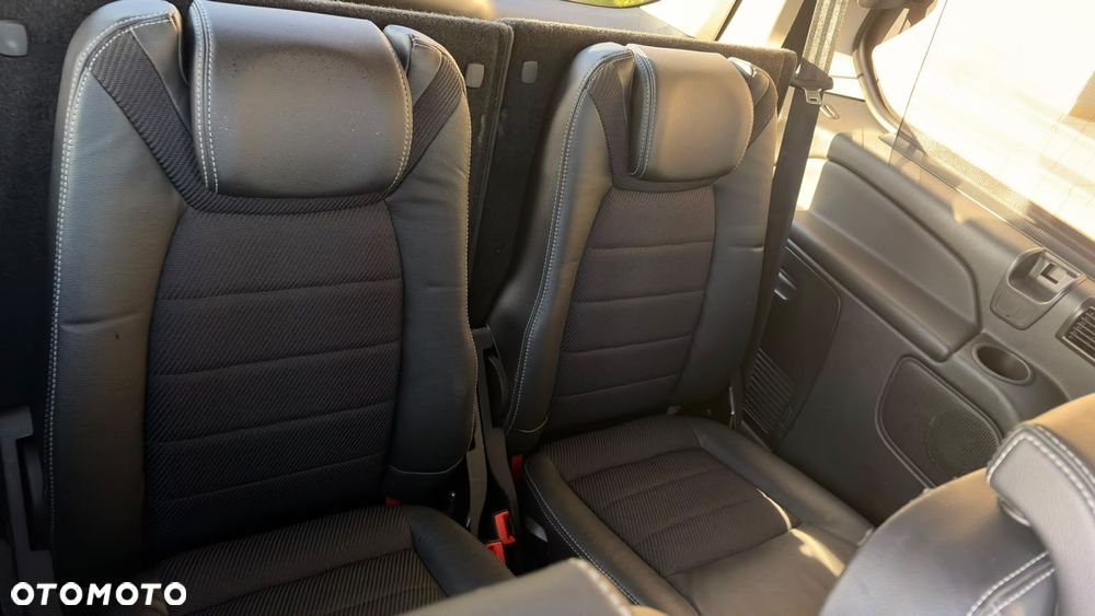 Ford Galaxy 2.0 TDCi Titanium - 33