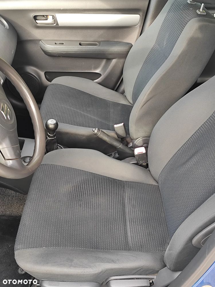 Suzuki Swift 1.3 Club - 11