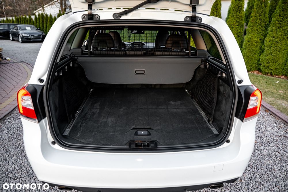 Volvo V70 D4 Geartronic Summum - 20