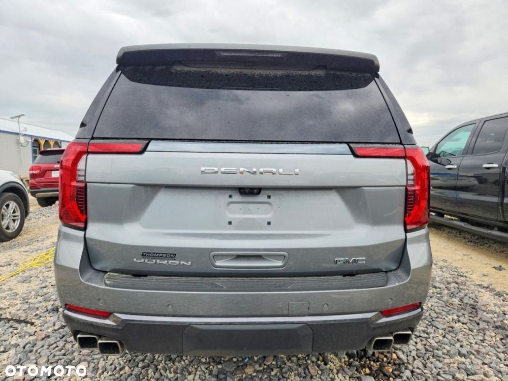 GMC Yukon - 5