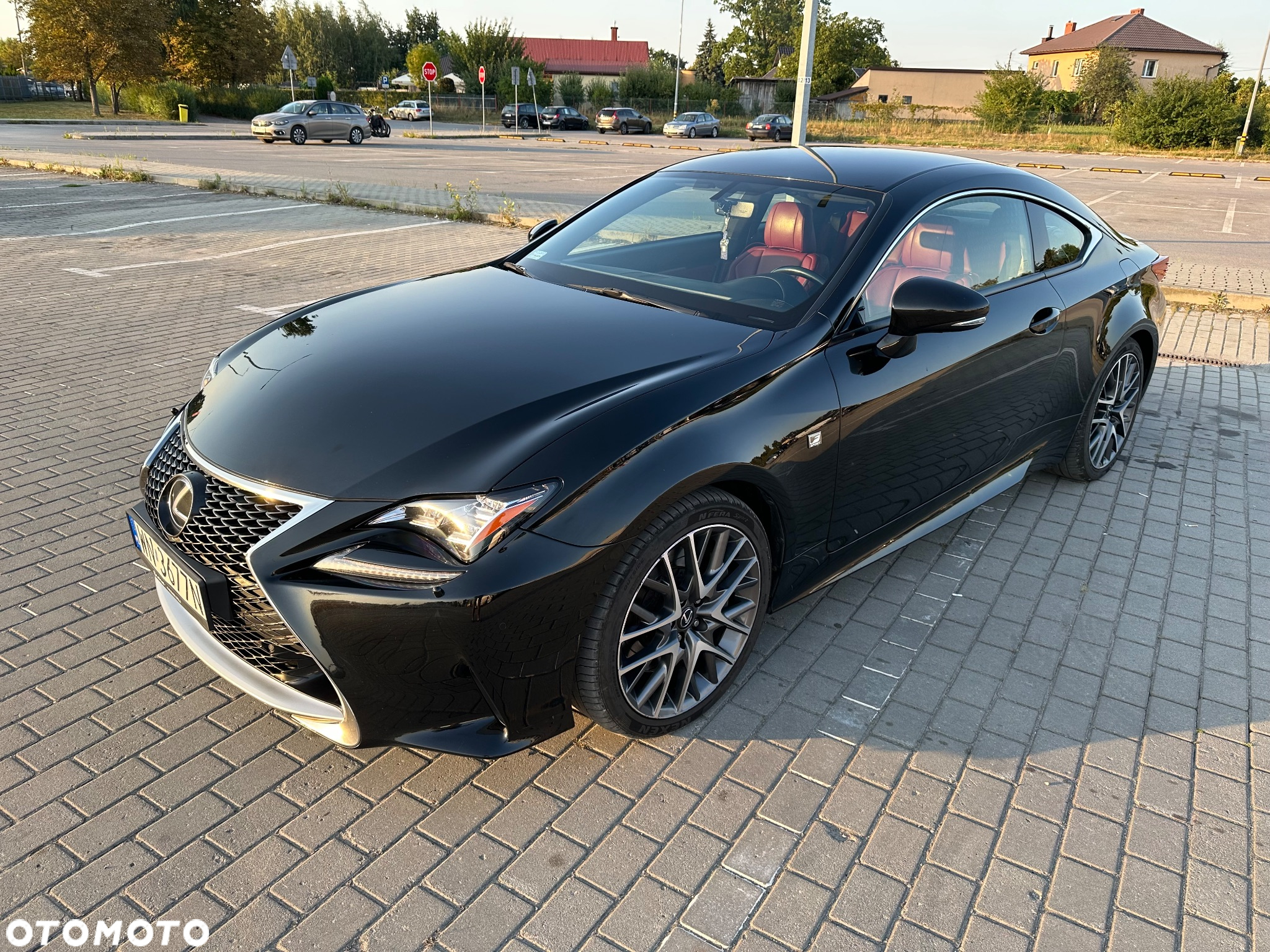 Lexus RC 200t / 300 F Sport - 6