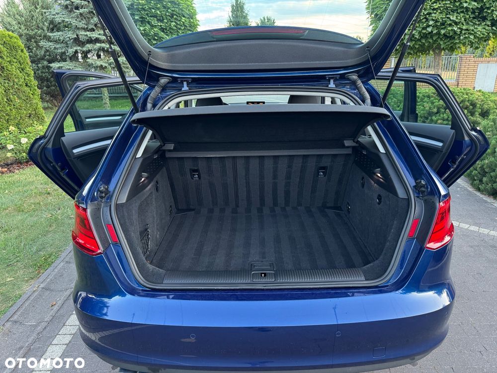 Audi A3 2.0 TDI clean diesel Quattro Attraction - 24