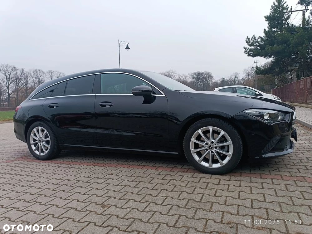 Mercedes-Benz CLA 200 d Shooting Brake 8G-DCT - 6