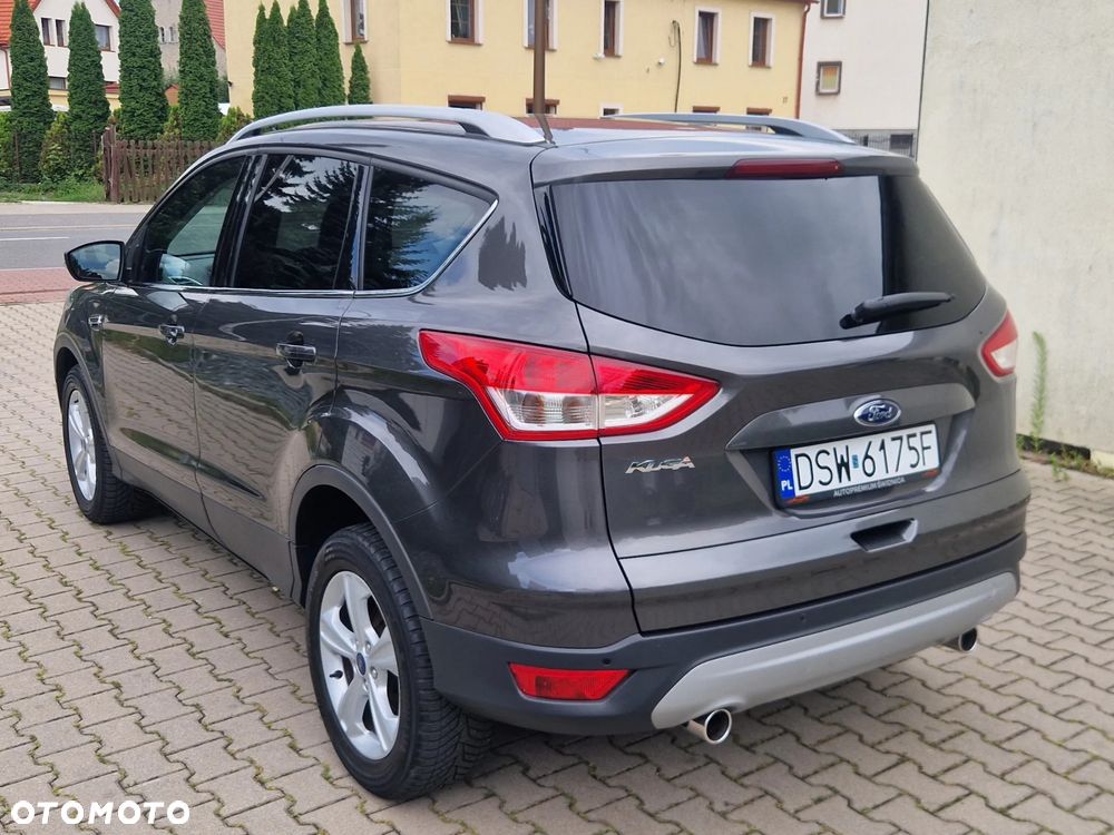 Ford Kuga 2.0 TDCi FWD Titanium - 10
