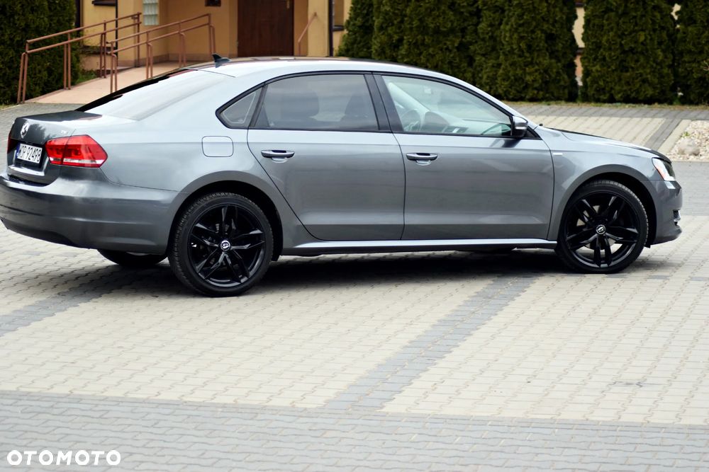 Volkswagen Passat - 22