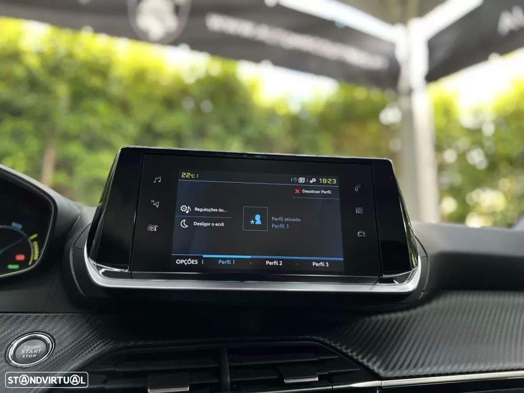 Peugeot e-208 50 kWh Allure - 24