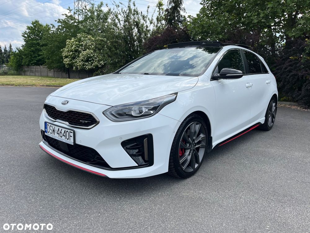 Kia Ceed - 1