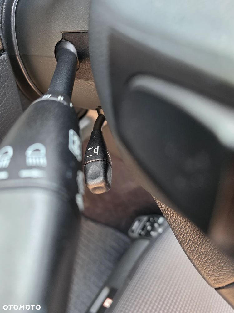 Mercedes-Benz Klasa E 280 4Matic Automatik Avantgarde - 22