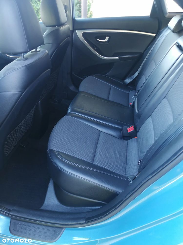 Hyundai i30 1.6 CRDi Premium - 14