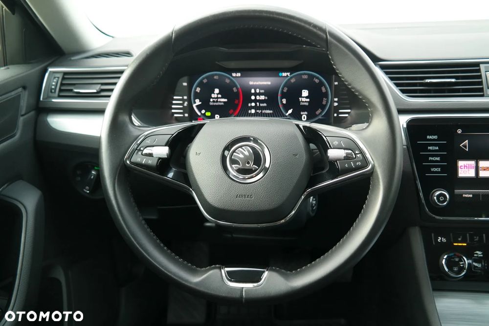 Skoda Superb 2.0 TSI Ambition DSG - 15